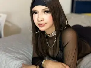 CarolineAikos  live sex cam