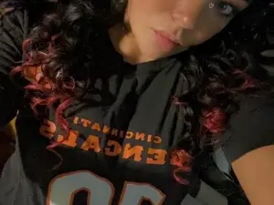 MiaMonroe  live sex cam