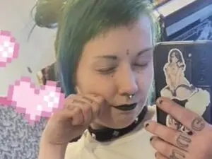 Moooonbbfloof  live sex cam