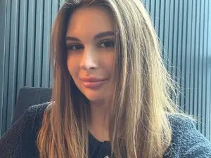 Alisaaaa1  live sex cam