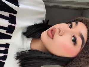 Renaxi_smith  live sex cam