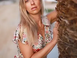 ArianaOnFire  live sex cam