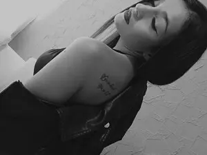 CamilleDucan  live sex cam