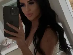 Crystal_MFC  live sex cam