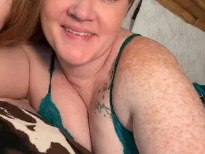 FieryCurvita  live sex cam