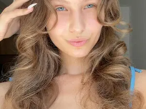 Emmie_murray  live sex cam