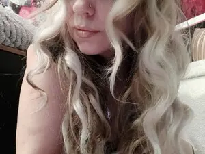 Stone_heart77  live sex cam