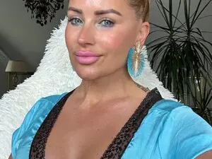 Alexandrinain  live sex cam