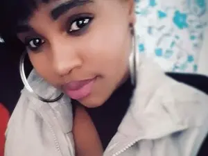 Bigteenass19  live sex cam