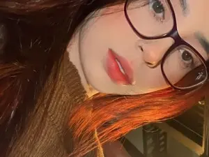 Miss_luuna  live sex cam