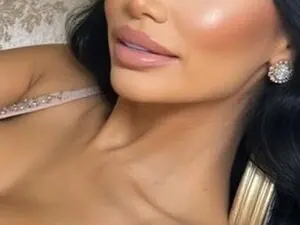 DeniseTaylor  live sex cam