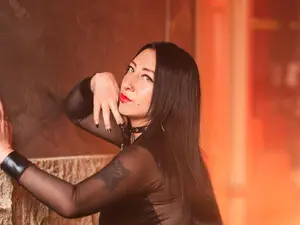 Britney_a  live sex cam