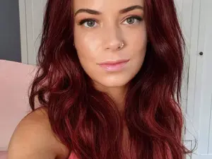 CynthiaRae  live sex cam