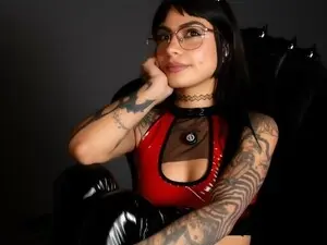 Ghostlydoll  live sex cam