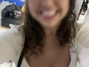 HeatherRiley  live sex cam