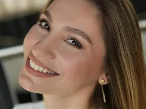 JuliaRichard  live sex cam