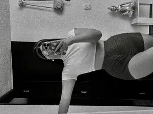 Hellcaaat_  live sex cam