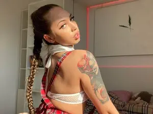 Kimlee44  live sex cam