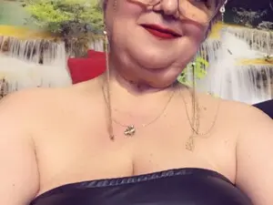 QueenPammy  live sex cam