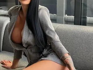 Daniela_Crudu  live sex cam