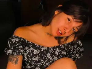 MissGin  live sex cam