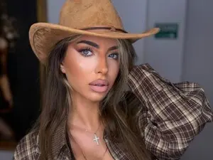 Emaskyy  live sex cam