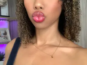 ILulu  live sex cam