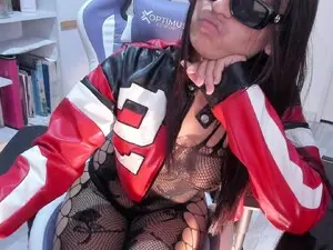 Lunatikaa  live sex cam