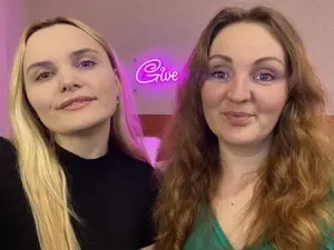 MagiccEyesss  live sex cam