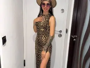 BabyLissa  live sex cam