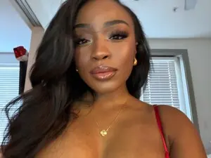 AaliyahT  live sex cam