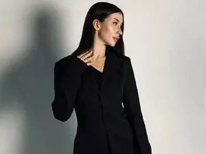 Alice_Chanel  live sex cam