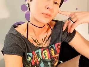 LaFemmeCyber  live sex cam