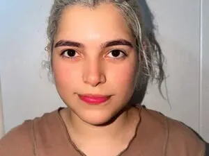 Honeyliss19  live sex cam