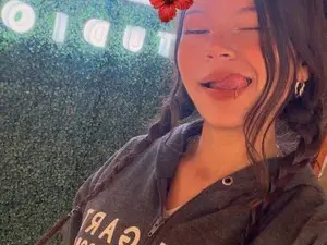 Ninfa_pink  live sex cam