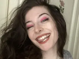 Porcelaincity  live sex cam