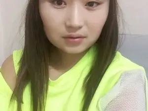 AsianDoll2000  live sex cam