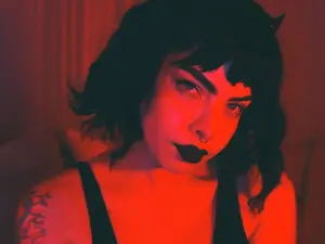 Haunter_Hexx  live sex cam