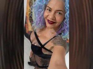 MamaDurga  live sex cam