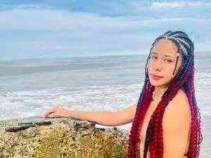 Lissa_petitee  live sex cam