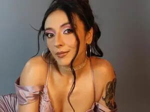 Nicolwhitee  live sex cam