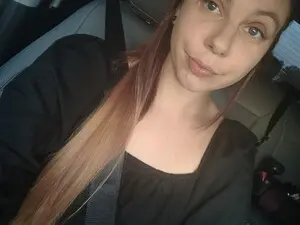 Foxxxy4  live sex cam