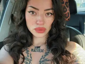 Revrsecowgirl  live sex cam