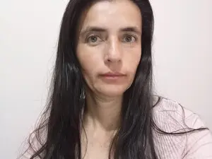 Sexyhotlovex  live sex cam