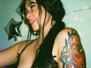 Isa_Maiden  live sex cam
