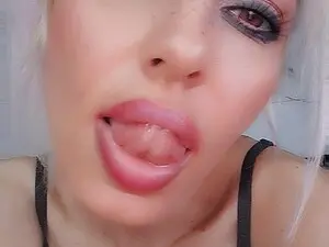 LillianaSara  live sex cam