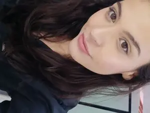 VelvetDesire1  live sex cam