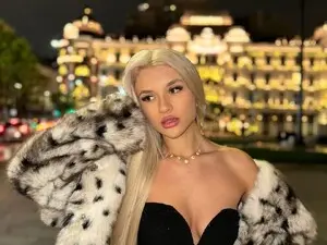 LovelyBianca_  live sex cam