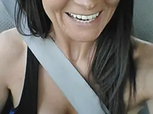 MacNTits  live sex cam