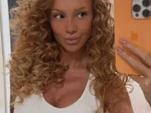 GingerEllis  live sex cam
